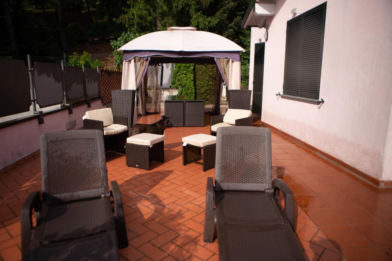 Villa Buzzi Besozzo Luaran gambar
