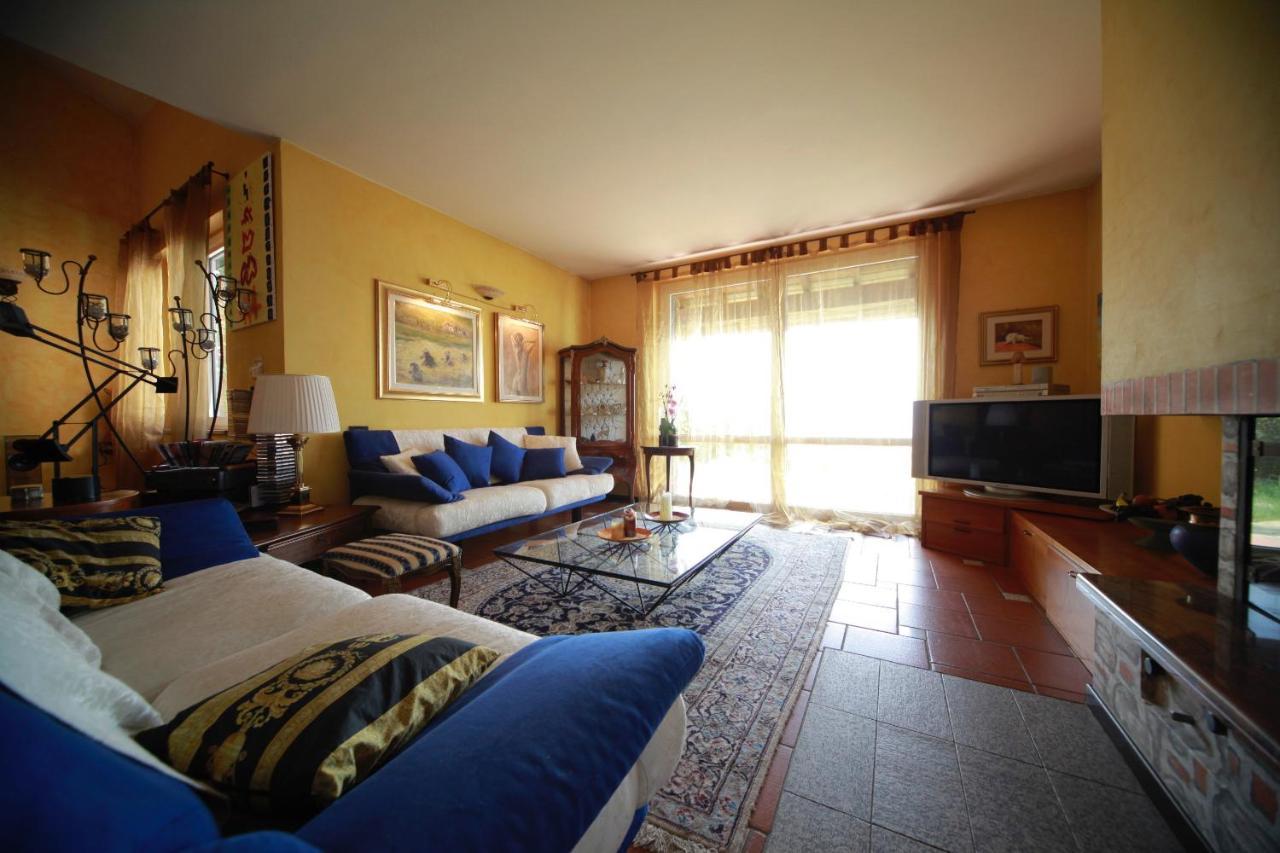 Villa Buzzi Besozzo Luaran gambar