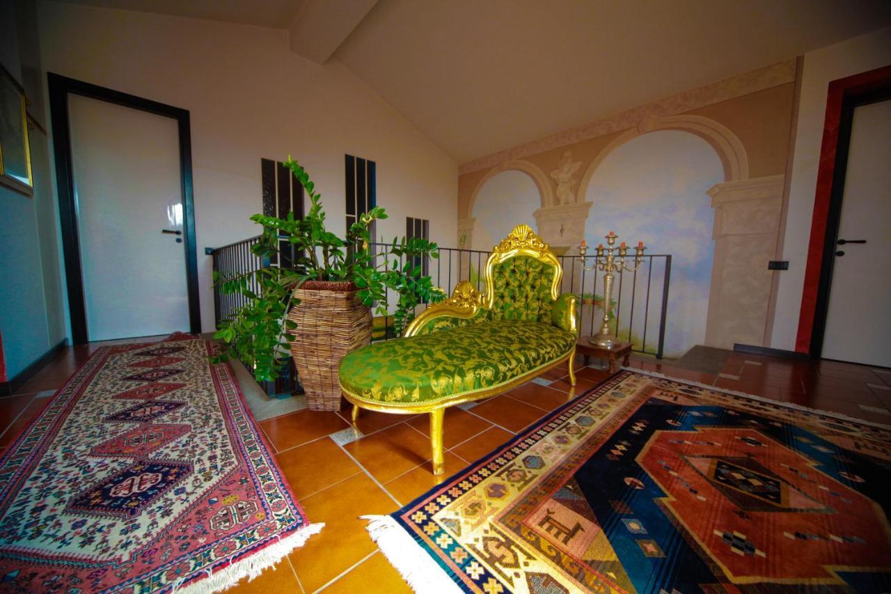 Villa Buzzi Besozzo Luaran gambar